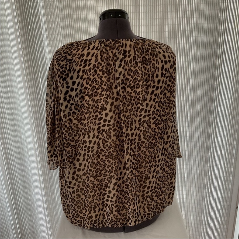 Vince Camuto Top Cheetah Print Size 1X
